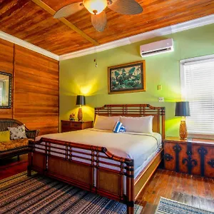 Ambrosia Bed & Breakfast Key West